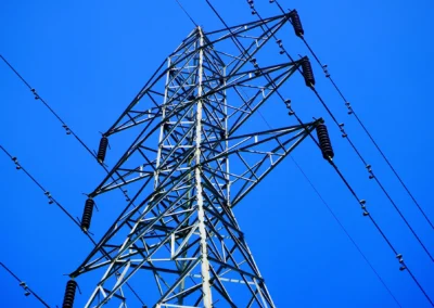 Słup kratowy napowietrznej linii elektroenergetycznej WN